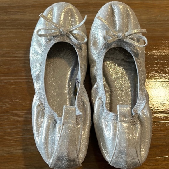 Wonder Nation Girls Flats Size 4 - Picture 1 of 6